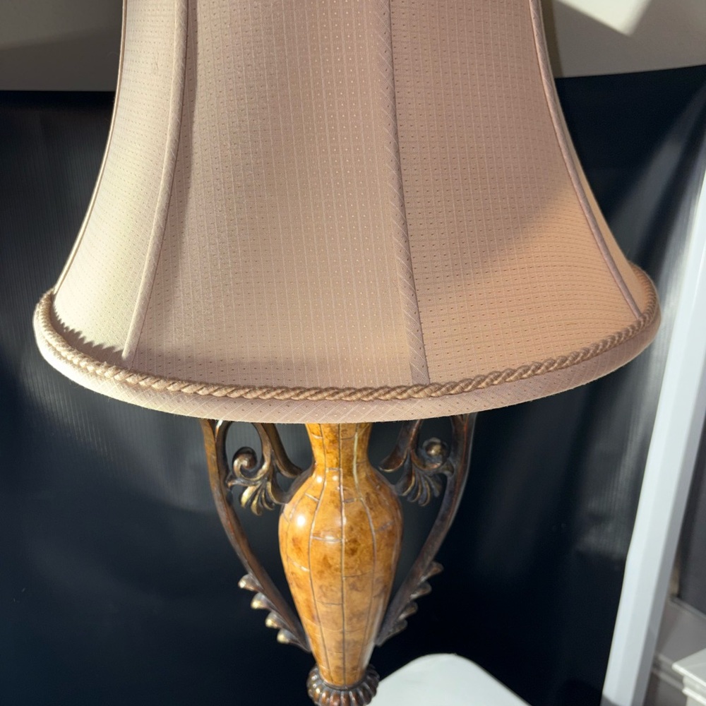 Elegant Beige Table Lamp with Decorative Base -